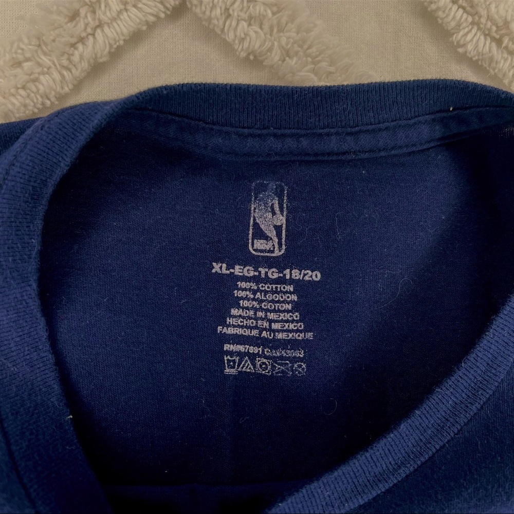 Jimmy Butler #23 Minnesota Timberwolves T-Shirt - Picture 3 of 3